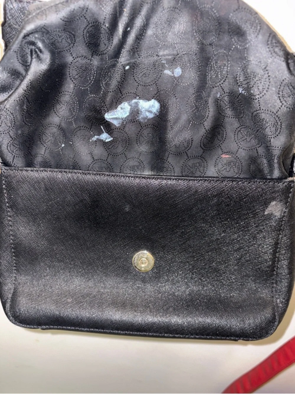 👛 Michael Kors Black Crossbody with Gold Hardware👛